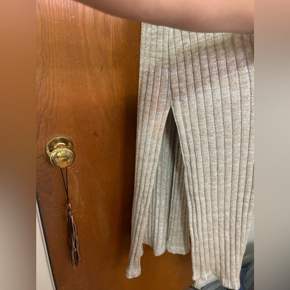 Long button up vest with buttons - Picture 4 of 6